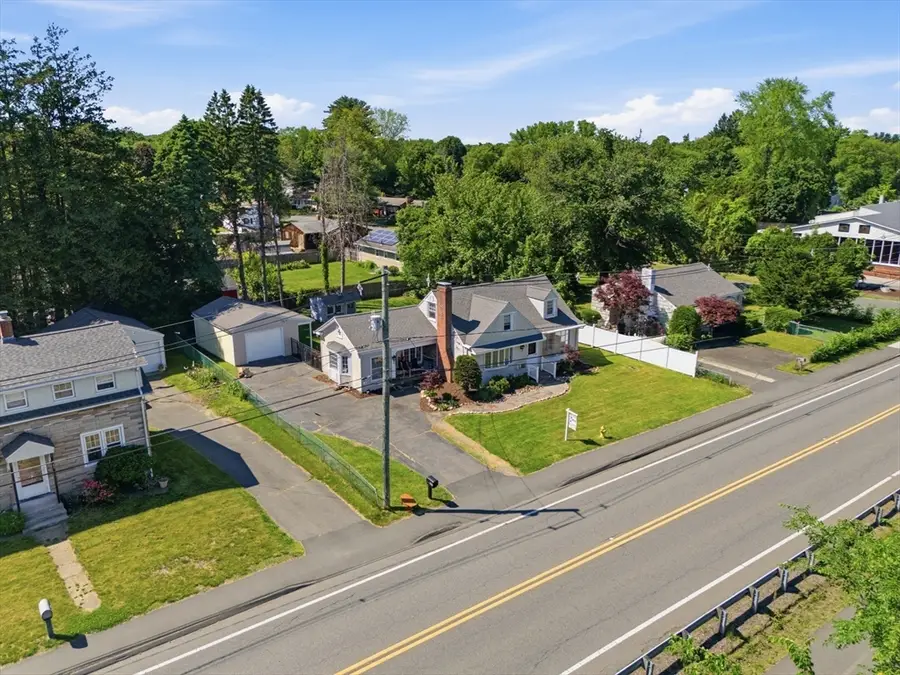 375 River Rd, Agawam, MA 01001 - #3