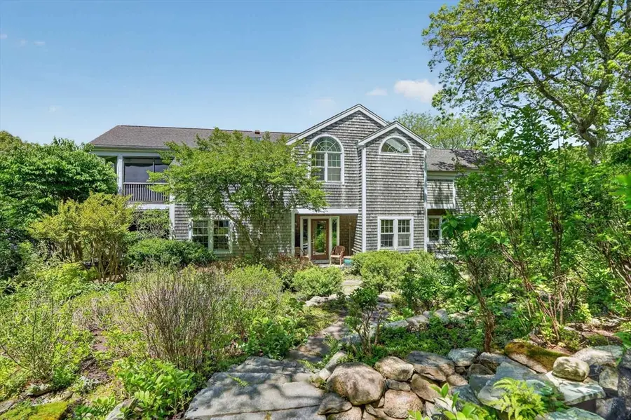 49 Gosnolds Way, Chilmark, MA 02535 - #2