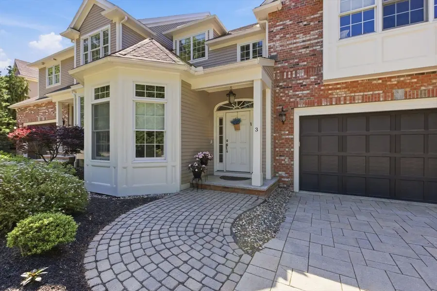 527 Salem St #3, Lynnfield, MA 01940 - #3