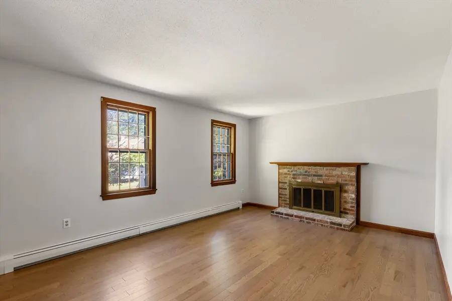 114 King Arthur Dr, Barnstable, MA 02601 - #3