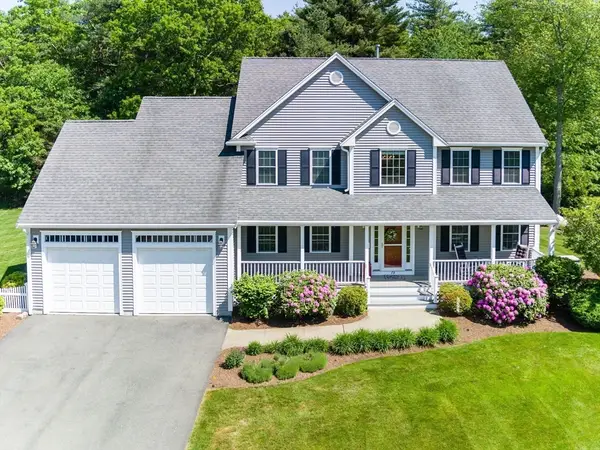 79 Foxwood Lane, Raynham, MA 02767