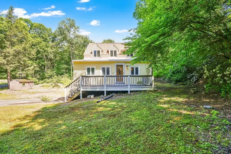 264 Flynt St, Palmer, MA 01069 - #2