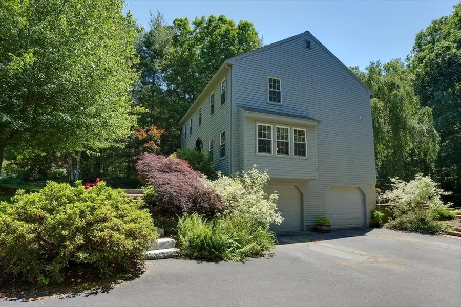 11 Chickadee Dr, Norfolk, MA 02056 - #3