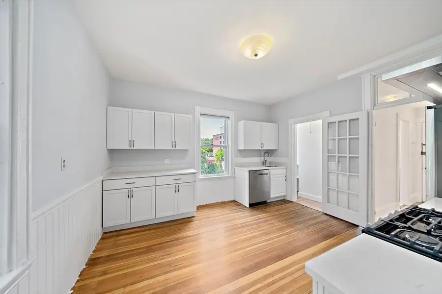 98 Boylston St #3, Brookline, MA 02445 - #3