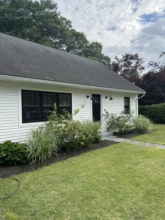 31 Mckenney Cir, Andover, MA 01810
