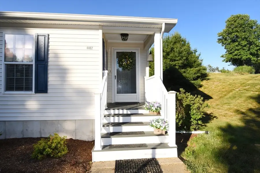4402 Pheasant Ln, Middleboro, MA 02346 - #2