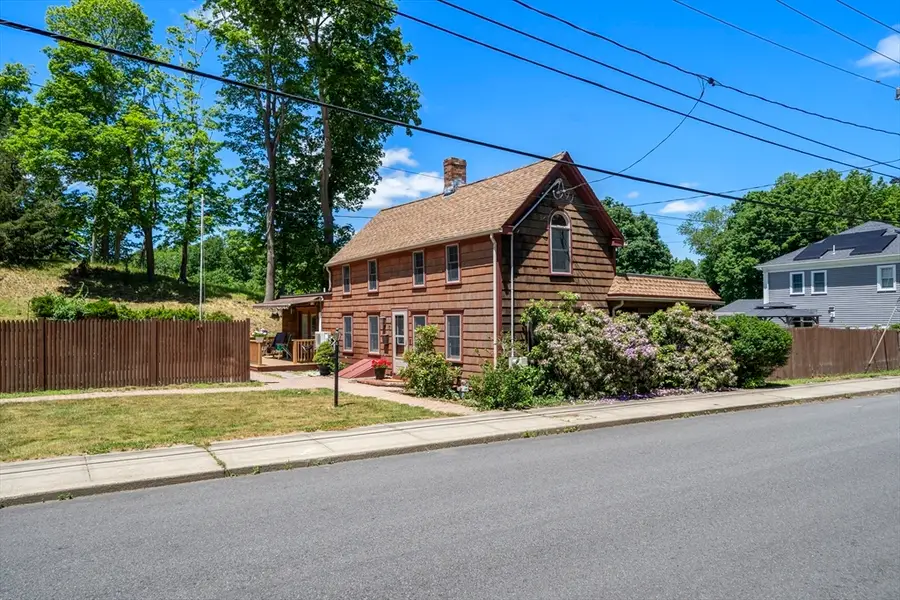 17 Stafford St, Plymouth, MA 02360 - #3