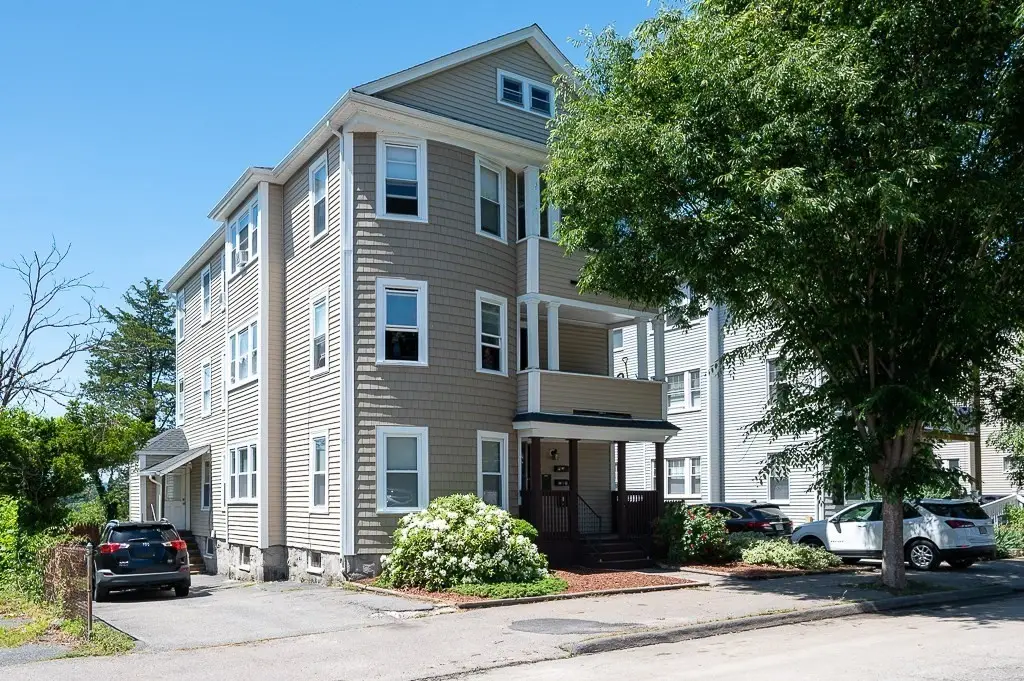 126 Sterling St, Worcester, MA 01610 - #1