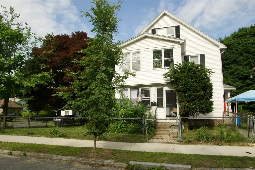 59-61 Carlisle St, Springfield, MA 01109 - #1
