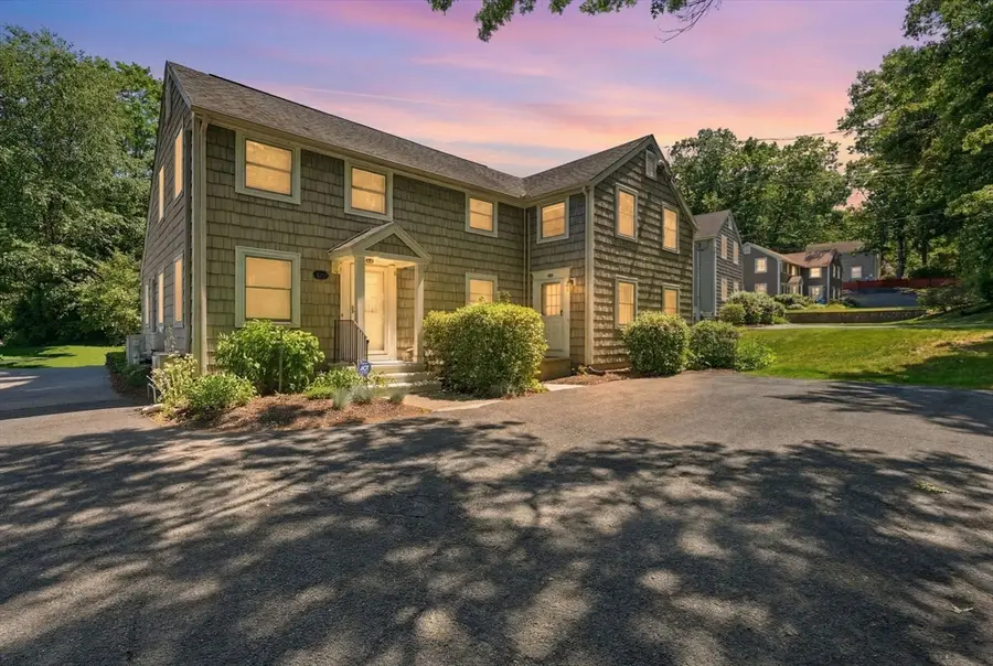 68 Laurel St #B, Greenfield, MA 01301 - #2