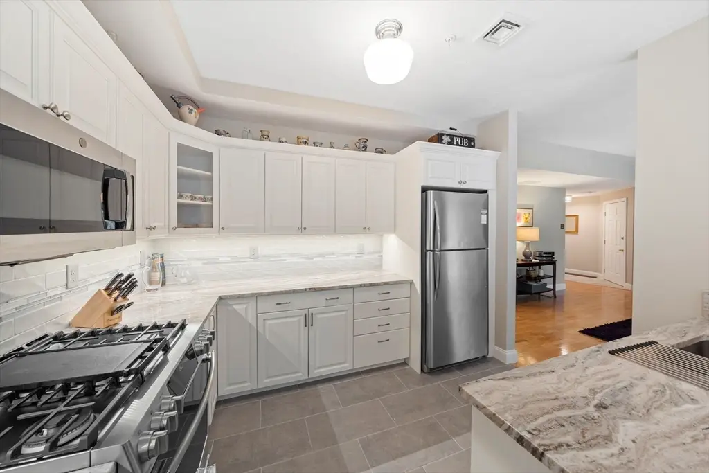115 Revere St #E, Canton, MA 02021 - #1