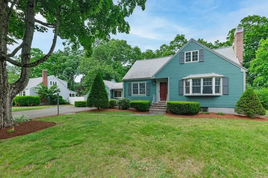 15 Eastman Ave, Foxboro, MA 02035 - #3
