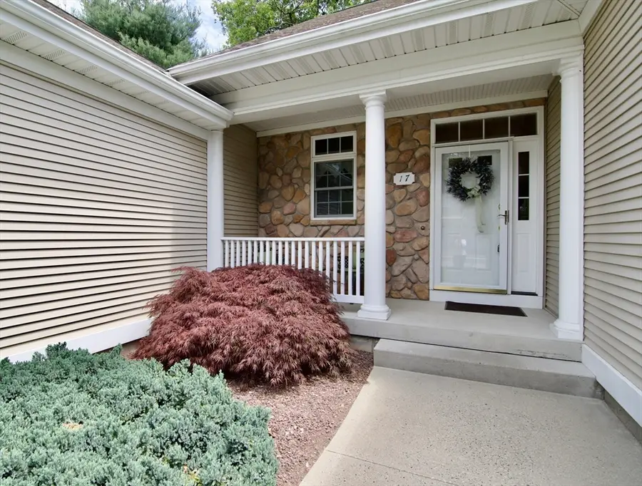 17 Spruce Drive #17, Wilbraham, MA 01095 - #3