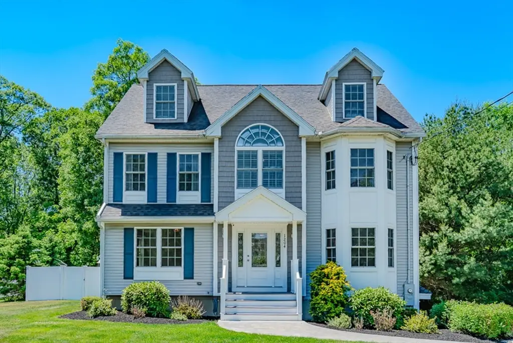 1204 Main Street, Reading, MA 01867 - #1
