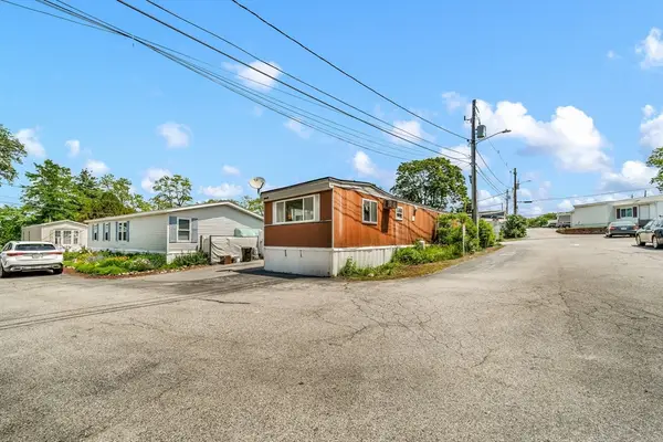 154 Newbury St #26, Peabody, MA 01960