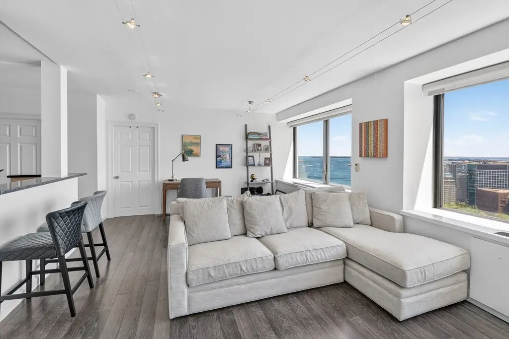 85 East India Row #33E, Boston, MA 02110 - #1