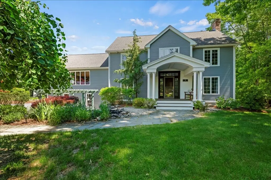 2 Fawcett Orchard Rd, Northborough, MA 01532 - #1