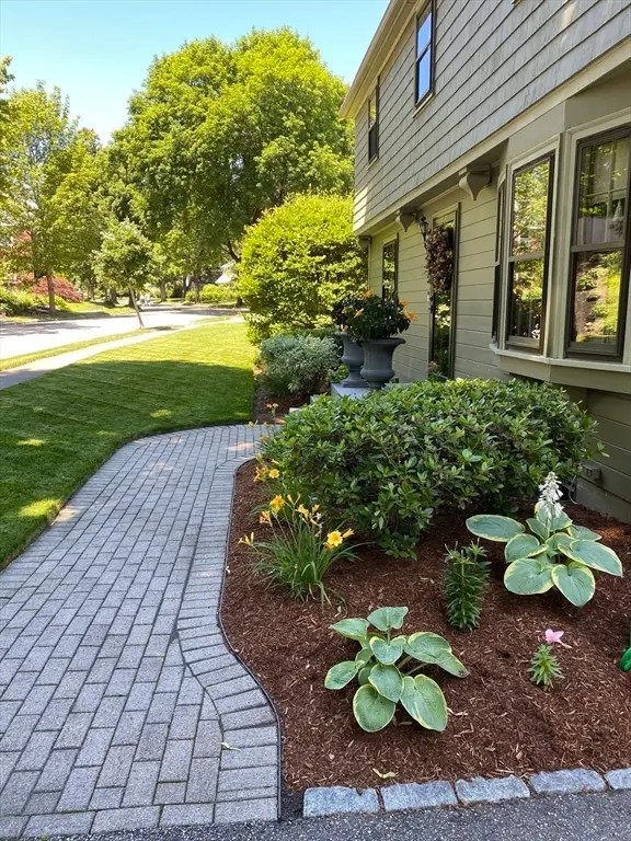 94 Beeching St, Worcester, MA 01602 - #3
