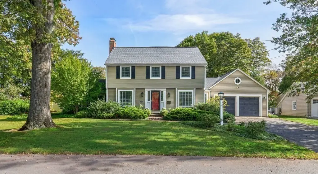 36 Westwood Rd, Shrewsbury, MA 01545 - #1