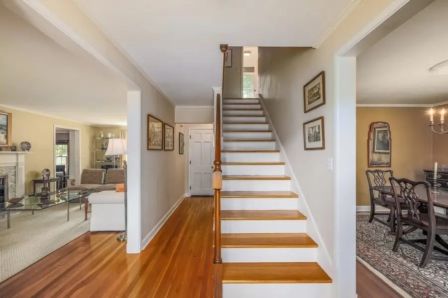 36 Westwood Rd, Shrewsbury, MA 01545 - #2