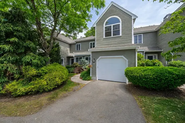 281 Bishops Forest Drive #281, Waltham, MA 02452
