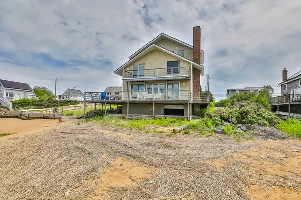 6 24th St, Newbury, MA 01951