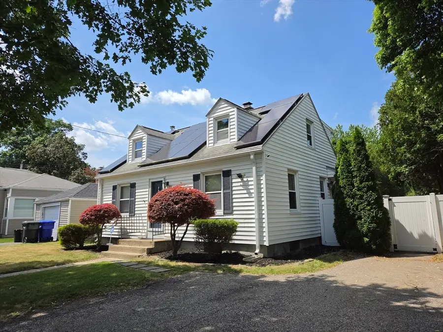 216 Plumtree Rd, Springfield, MA 01118 - #3