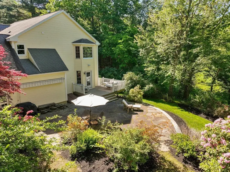 18 Wood Street, Southborough, MA 01772 - #3