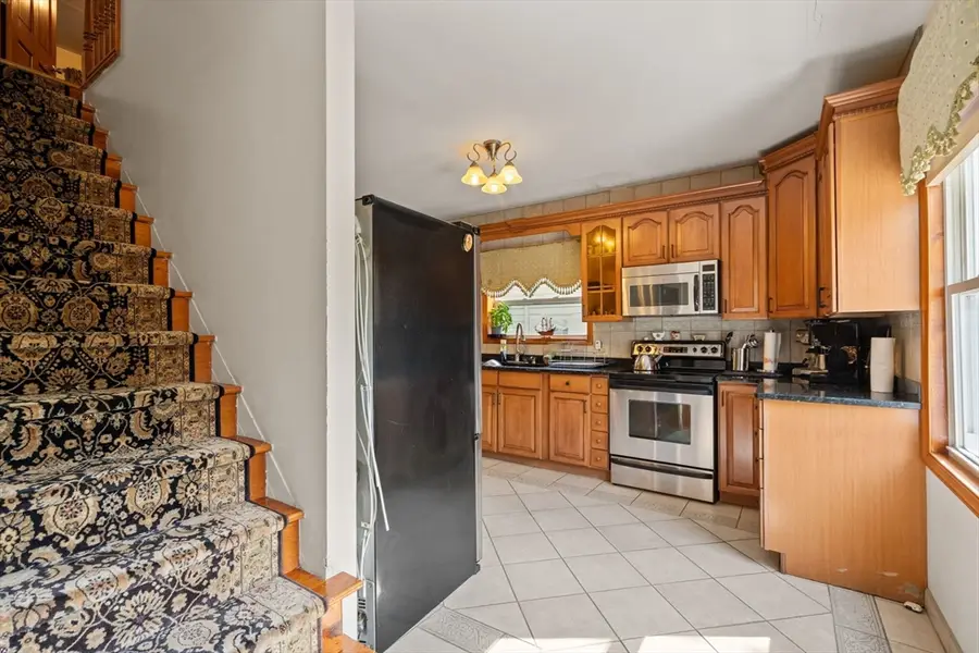 20 Berkmans St, Worcester, MA 01602 - #3