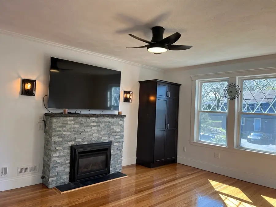 93 Crescent Hill Ave #1, Arlington, MA 02474 - #3