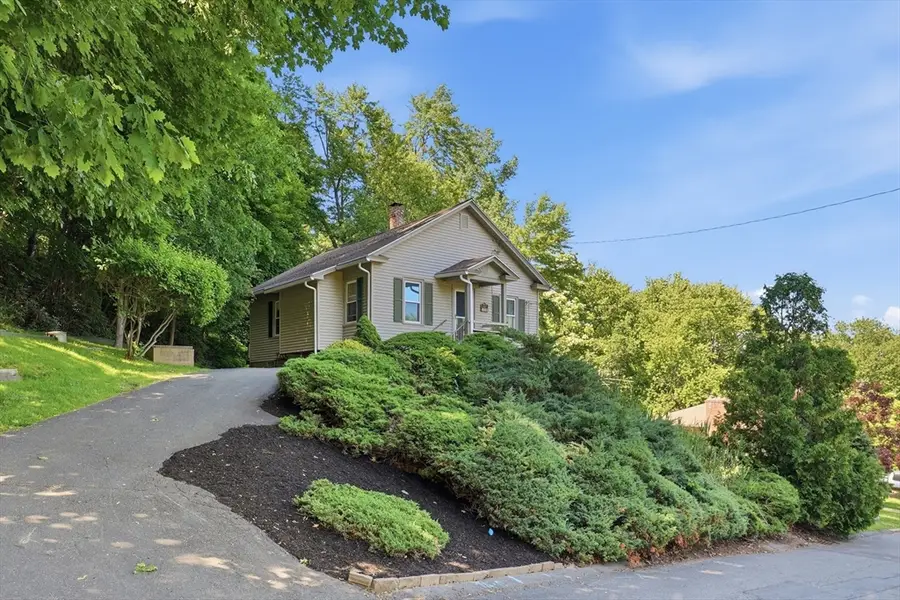 114 Field Street, West Springfield, MA 01089 - #2