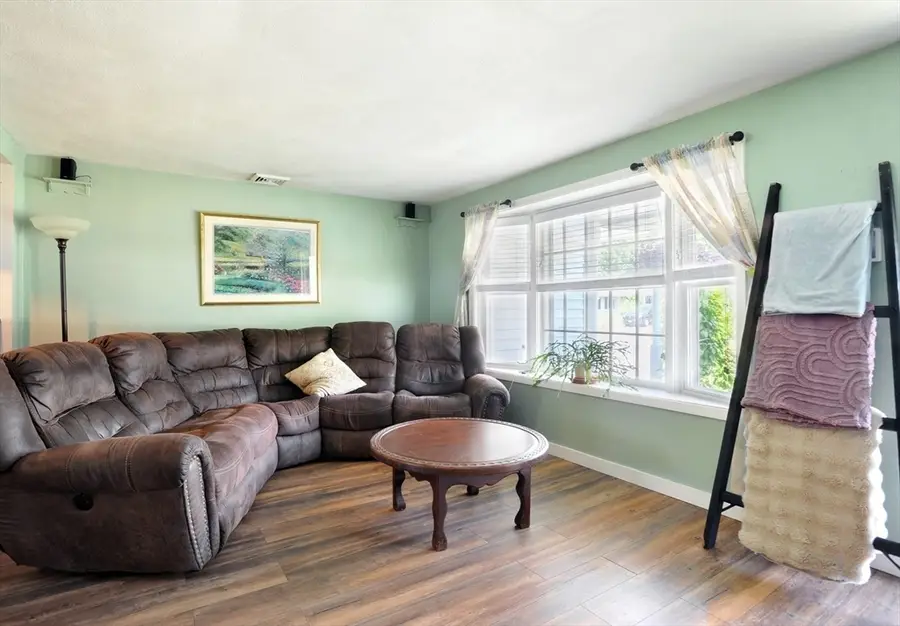 68 Alphonse Rd, Brockton, MA 02302 - #3