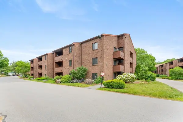 15 Davis Rd #B1, Acton, MA 01720