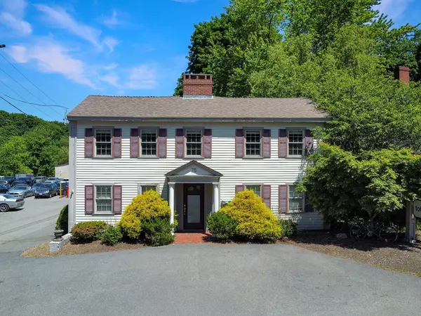 75 Essex St, Andover, MA 01810