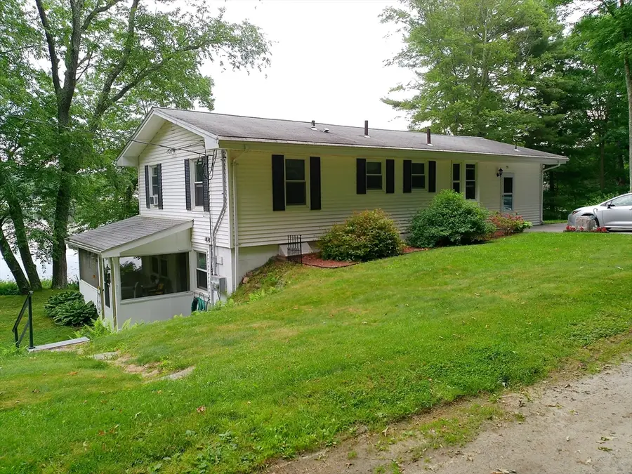 20 Forest St, Oxford, MA 01540 - #2