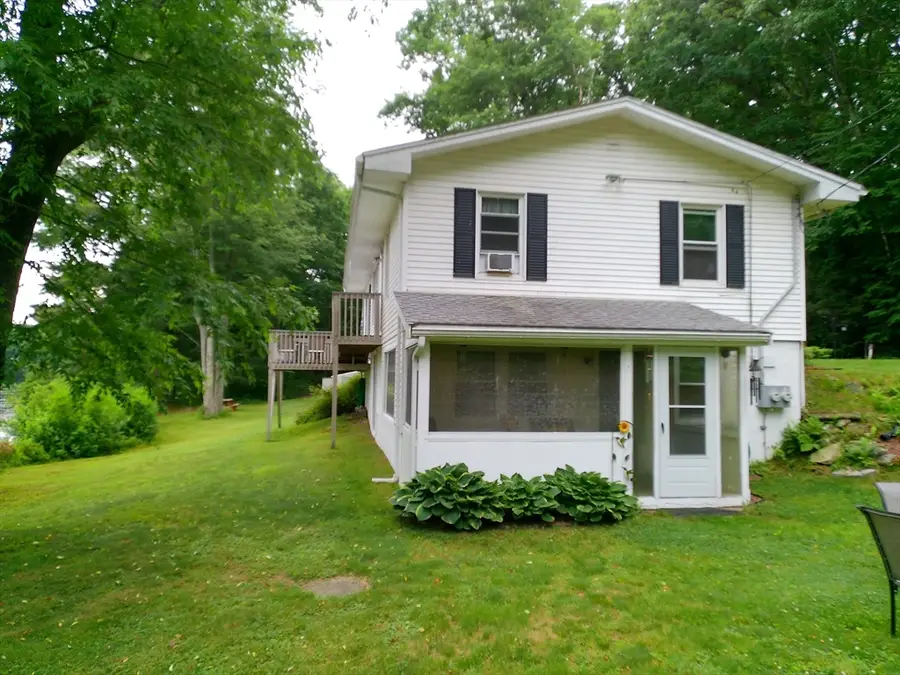 20 Forest St, Oxford, MA 01540 - #3