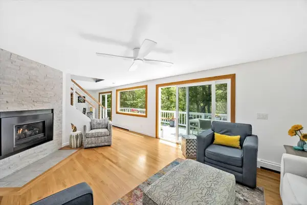 11 Santuit Pond Rd, Mashpee, MA 02649