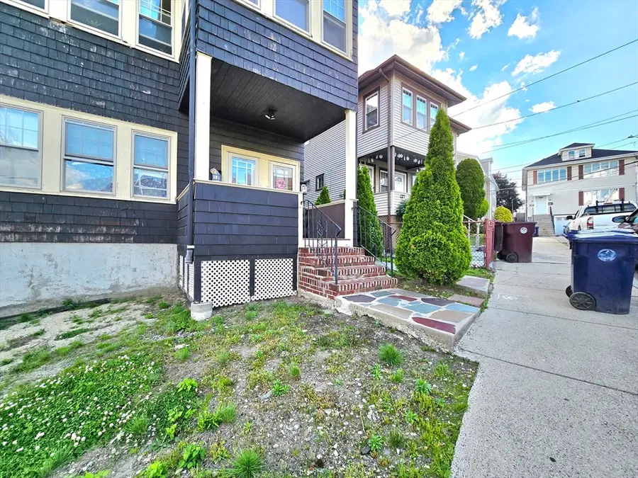 14 Harding Ave, Everett, MA 02149 - #2