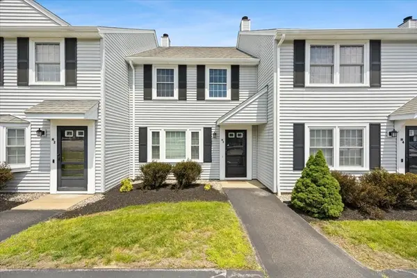 728 Auburn St #H3, Whitman, MA 02382