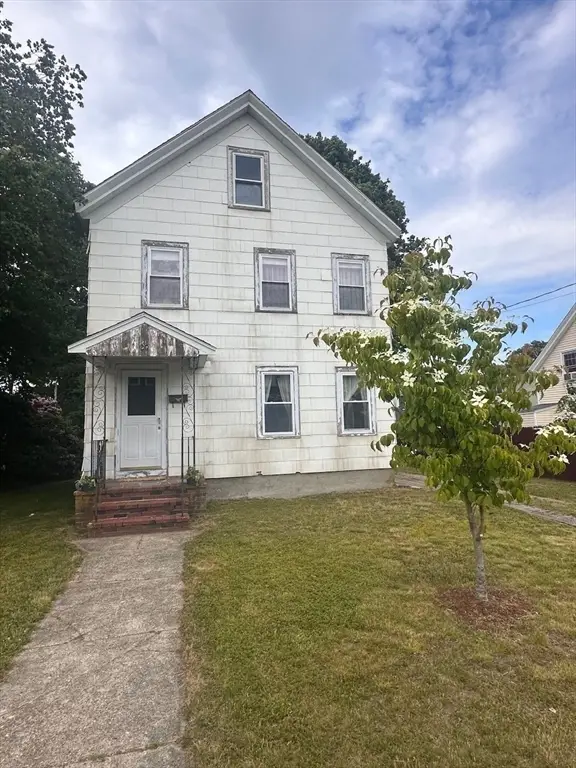 20 Summit Ave, Mansfield, MA 02048