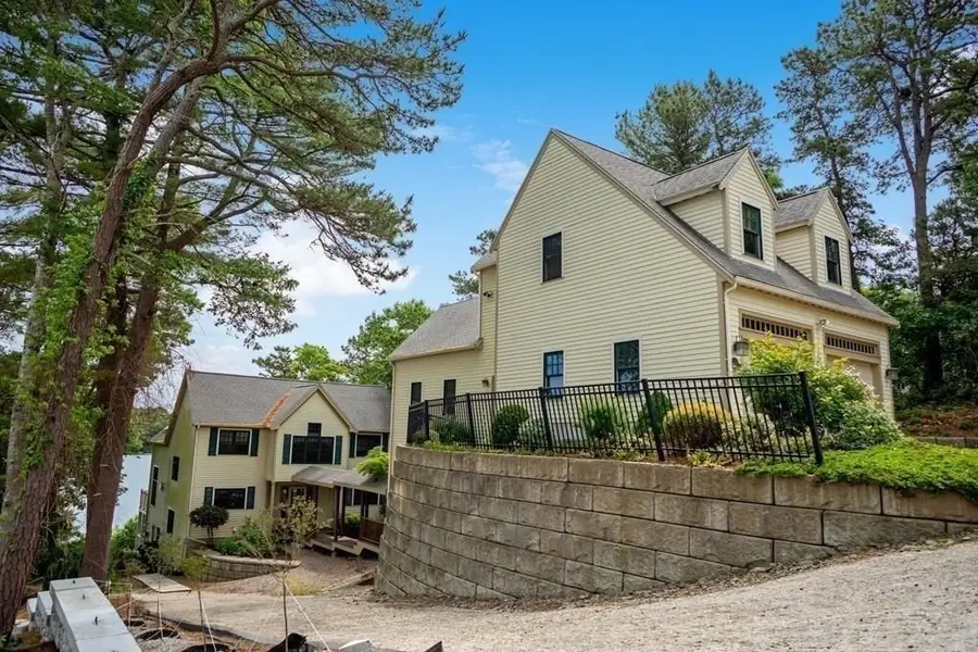10 Shore Rd, Plymouth, MA 02360 - #3