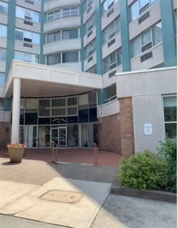 101 Mulberry St #113, Springfield, MA 01105