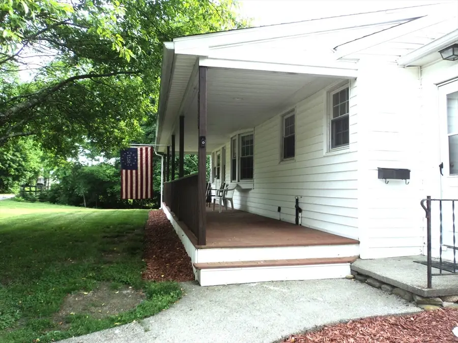 585 Charlton St, Southbridge, MA 01550 - #3