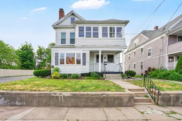 5-7 Corser St, Holyoke, MA 01040