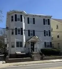 126 Main Street, Warren, RI 02885