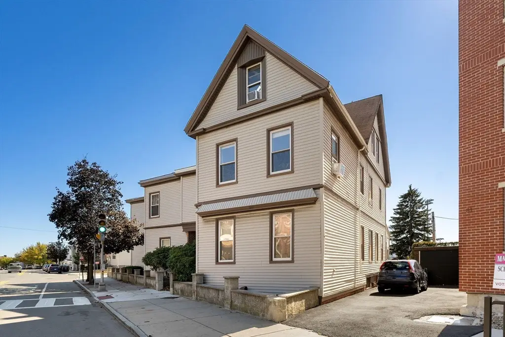 91 Chelsea St, Everett, MA 02149 - #1