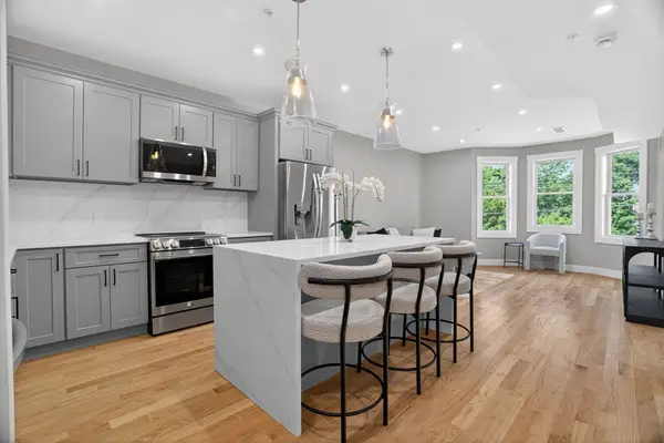 60 Stanley Street #202, Boston, MA 02125