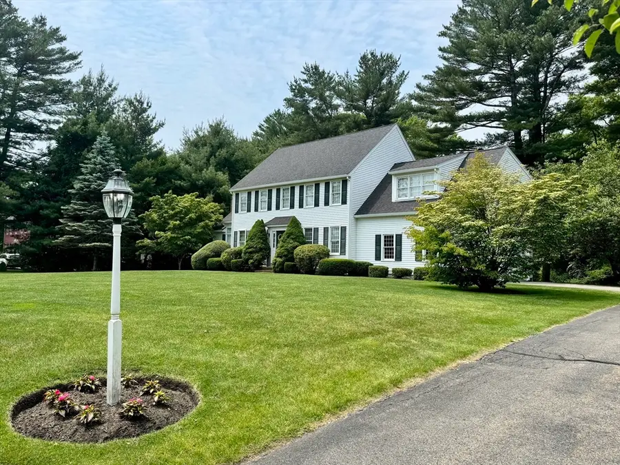 100 Fairway Dr, Halifax, MA 02338 - #2