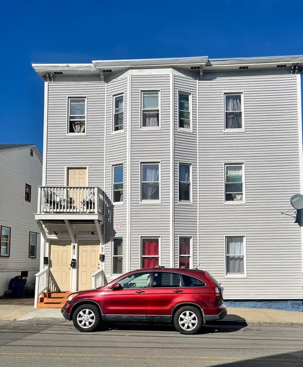 87-89 Margin St, Lawrence, MA 01841