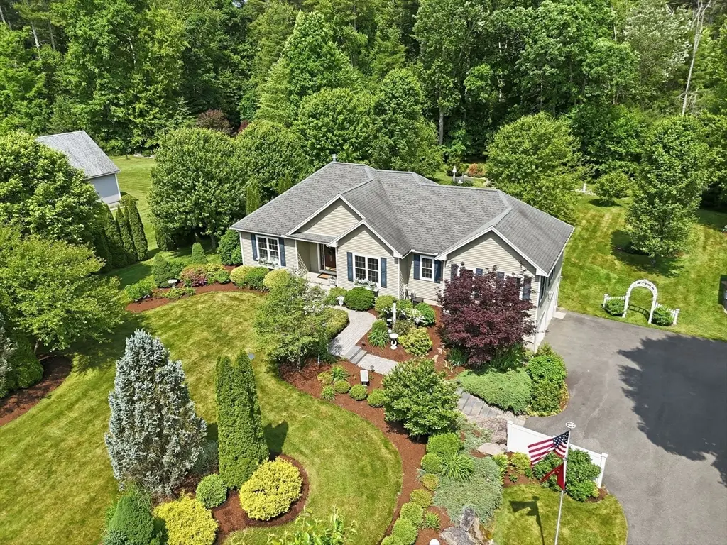 413 Batchelor St, Granby, MA 01033 - #1